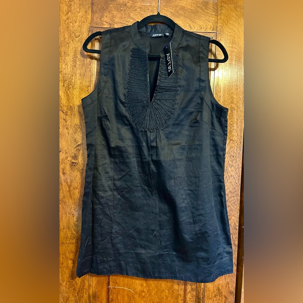 Apt. 9 Elegant Black Sleeveless Top NWT
